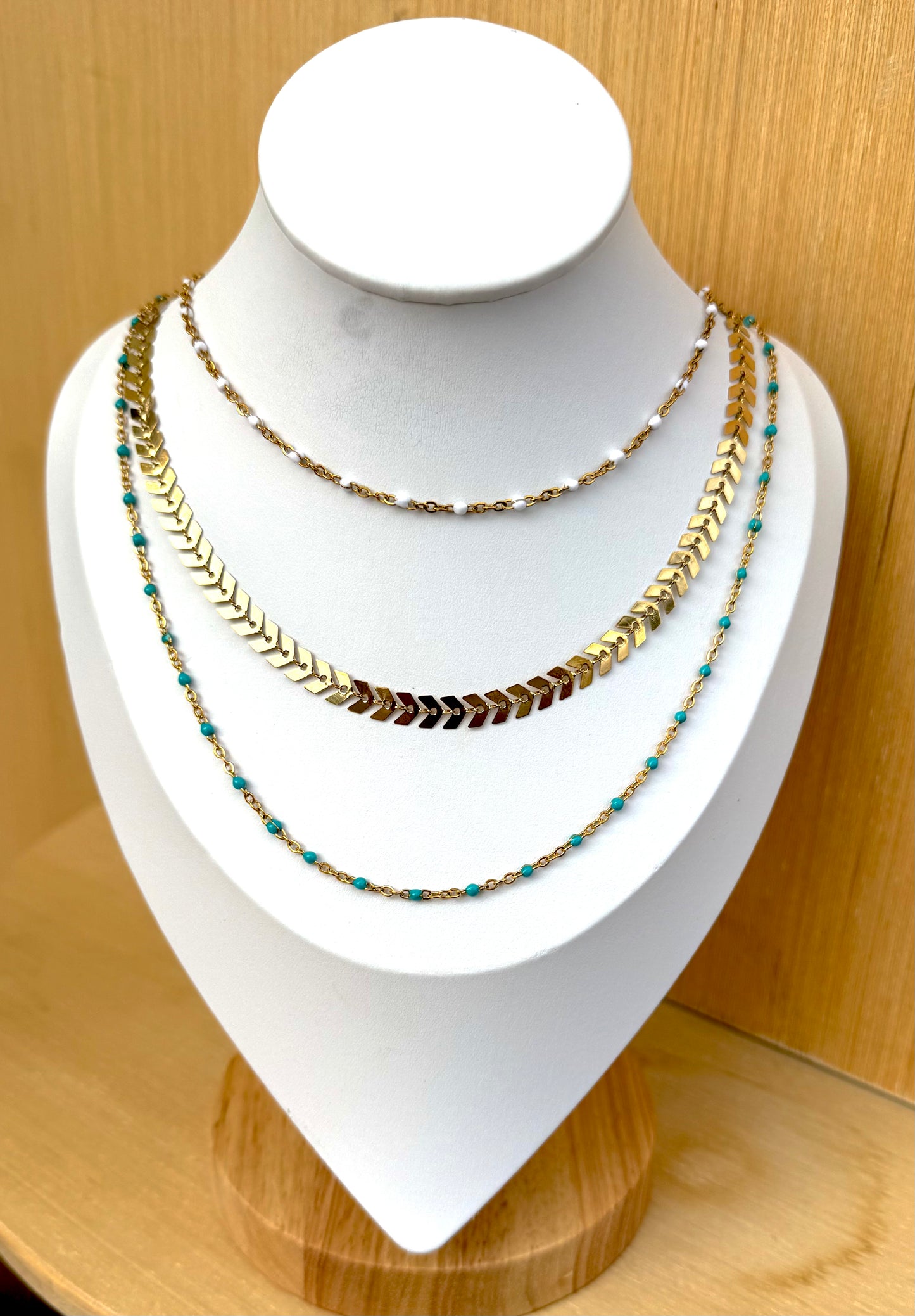 Satellite Chain - White or Turquoise