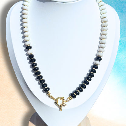 B&W bebe Charm Clip Necklace